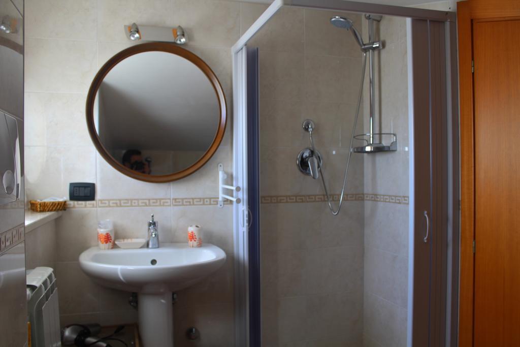 Colle Sul Mare Hotel แตร์โมลิ ห้อง รูปภาพ